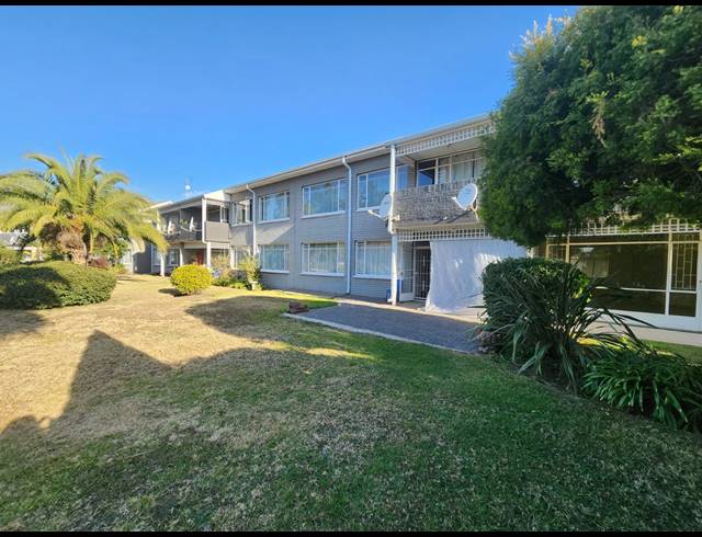 2 BEDROOM FLAT SOLD IN THREE RIVERS PROPER